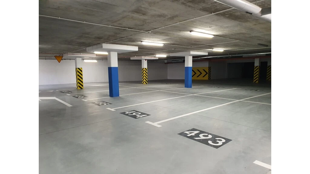 Parking podziemny osiedla w Poznaniu