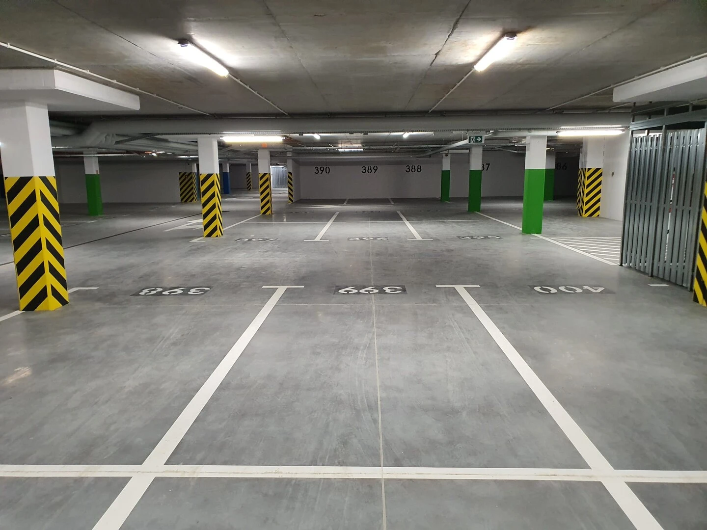 Parking podziemny osiedla w Poznaniu