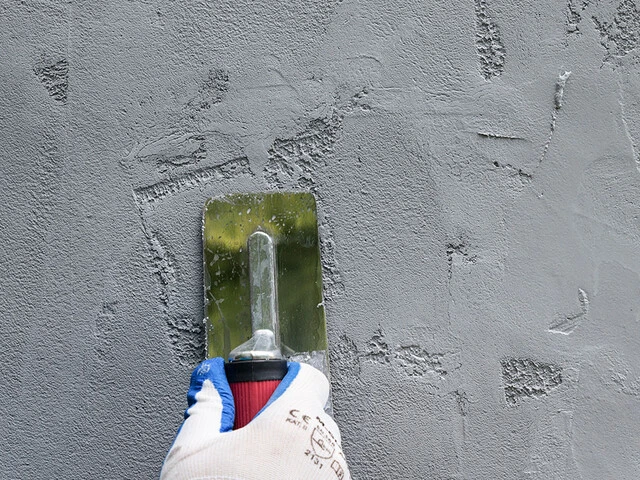 krok po kroku beton architektoniczny wyrównanie