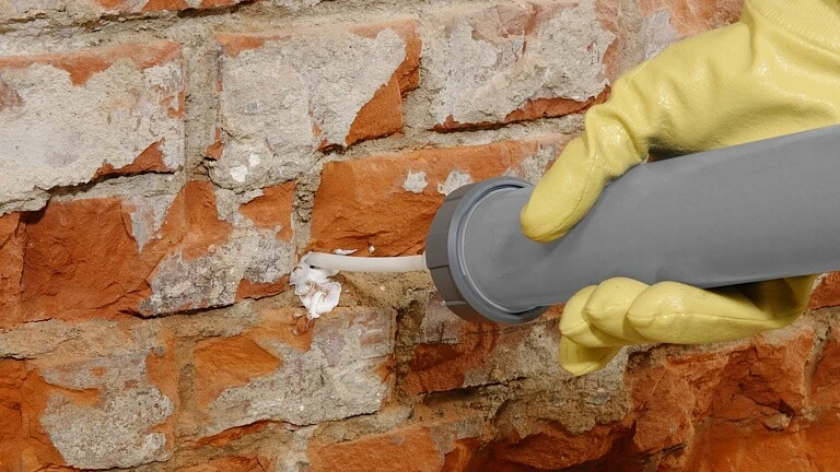 renowacja ściany tynki renowacyjna