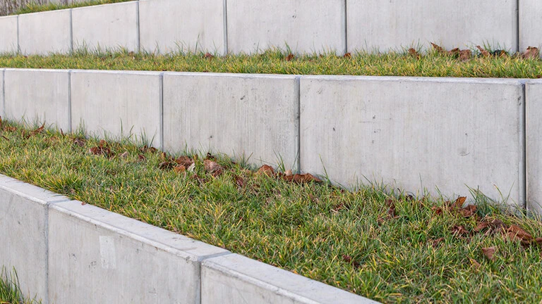 mur oporowy betonowy